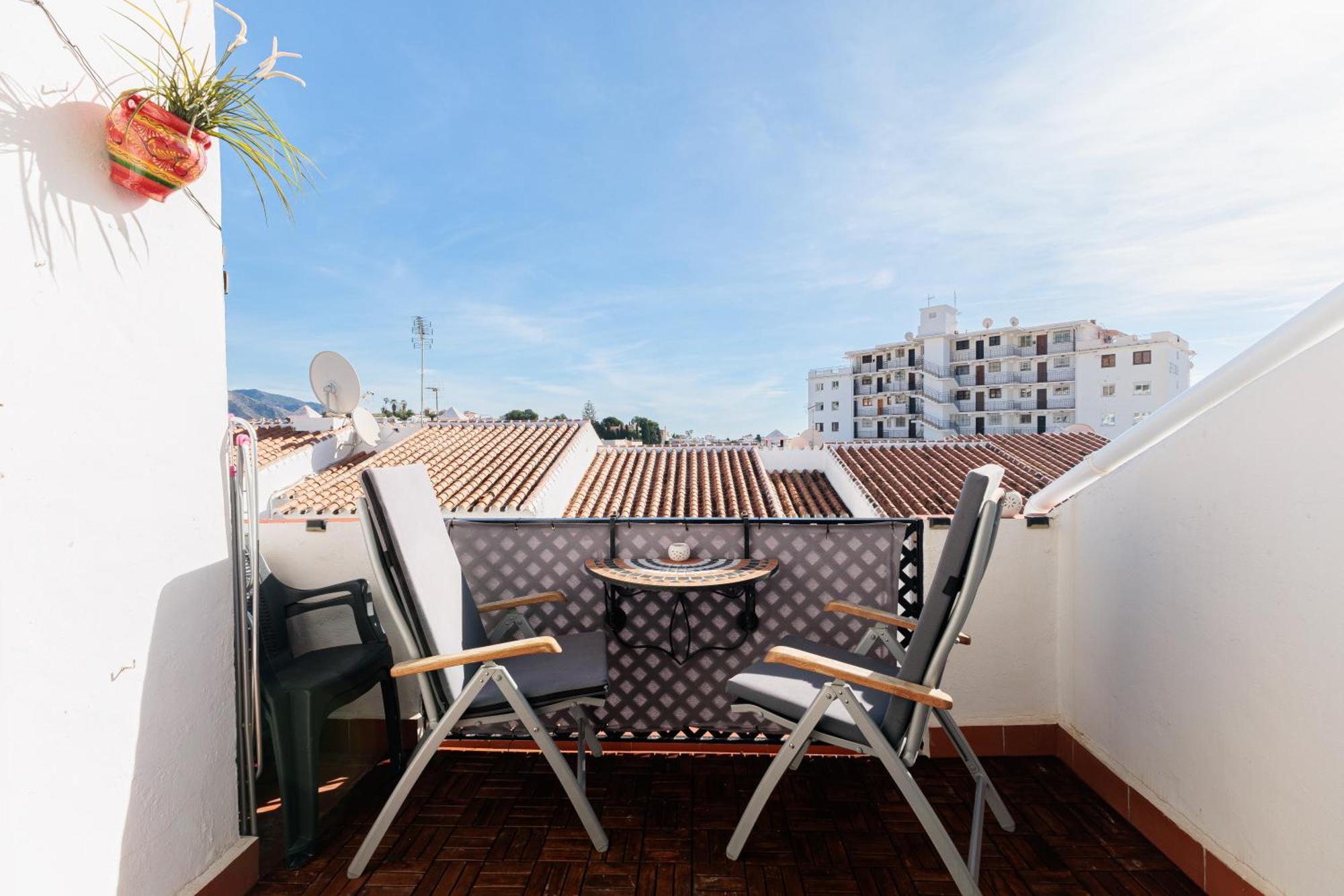 Cosy Apartment In Verano Azul Nerja Exterior foto